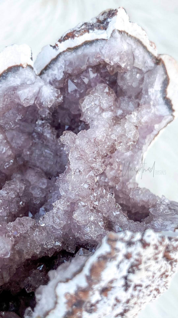 Free Download | Phone Background 12 - Unearthed Crystals