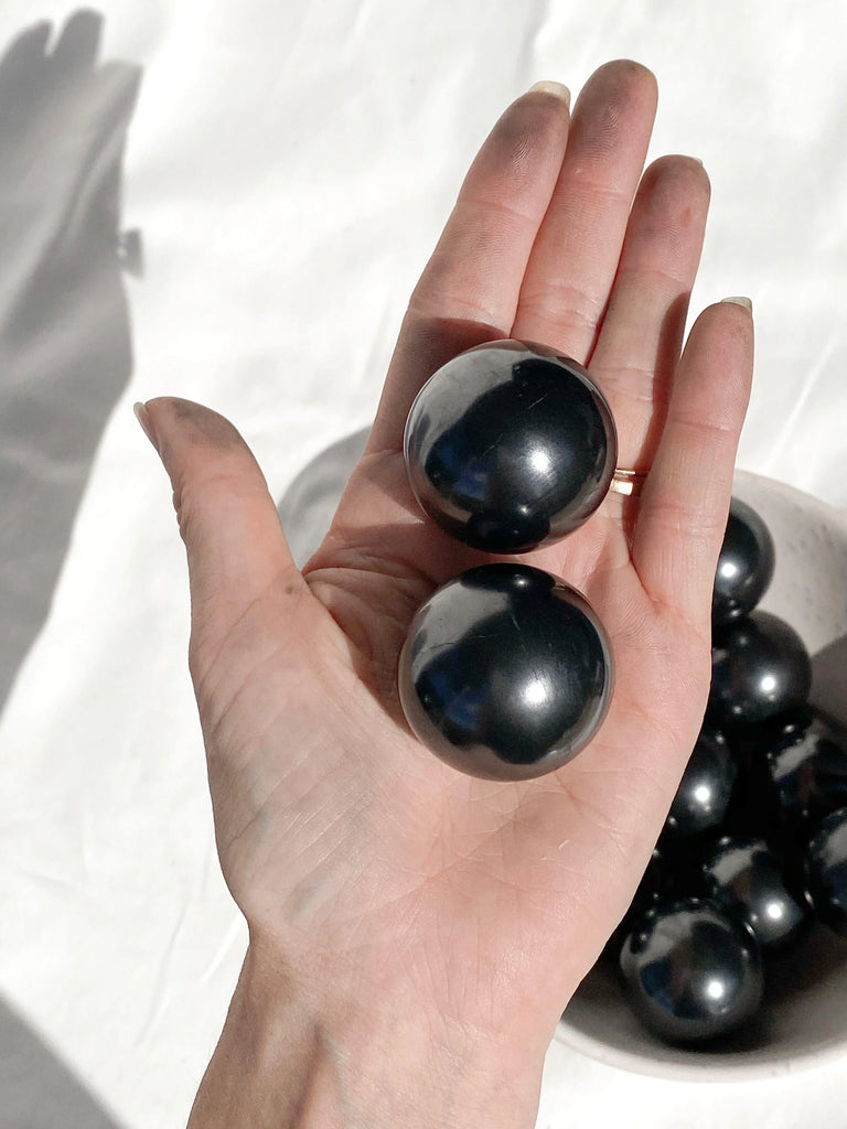 Shungite Sphere | 35mm - Unearthed Crystals