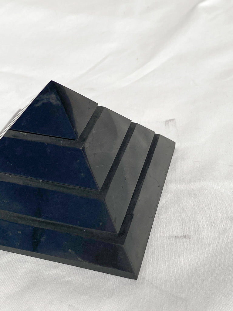 Shungite Sakkara Pyramid | 100mm - Unearthed Crystals