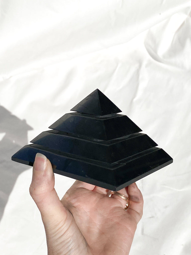 Shungite Sakkara Pyramid | 100mm - Unearthed Crystals