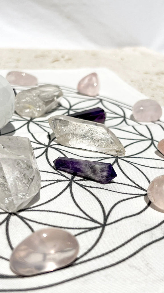 Crystal Gridding Starter Kit | Soothe + Sleep - Unearthed Crystals