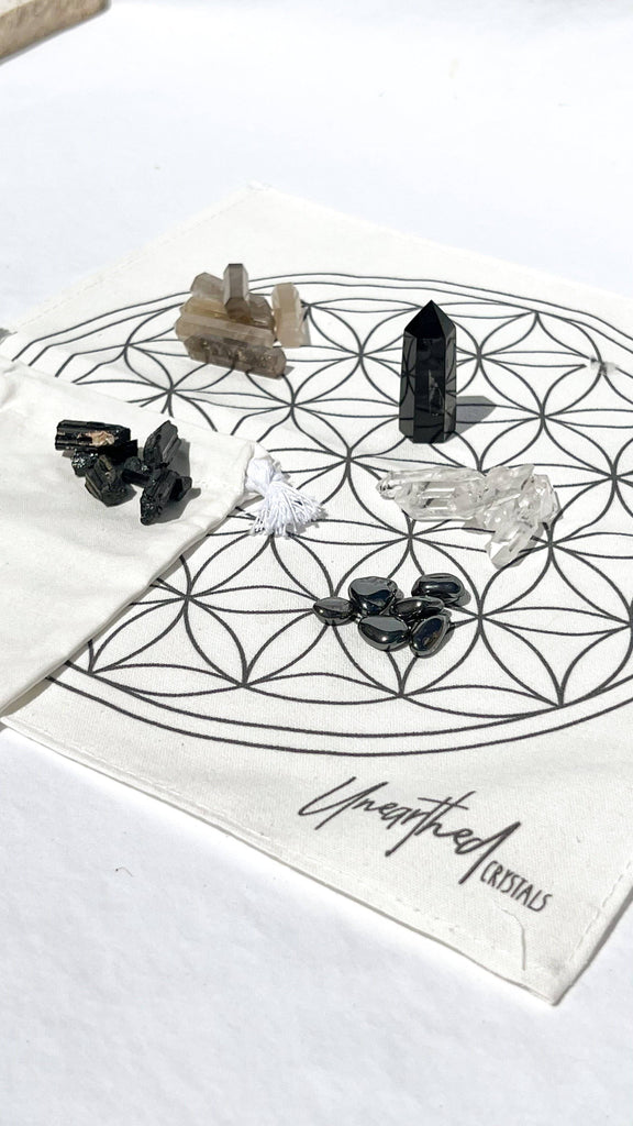 Crystal Gridding Starter Kit | Grounding + Stability - Unearthed Crystals