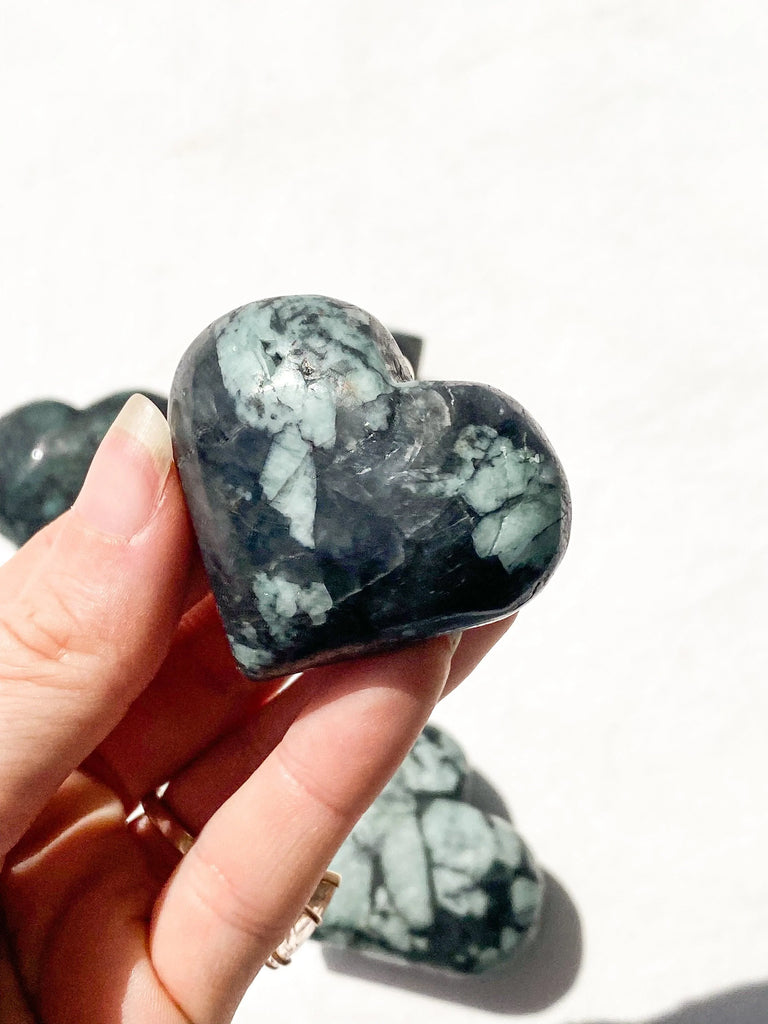 Emerald Heart - Unearthed Crystals