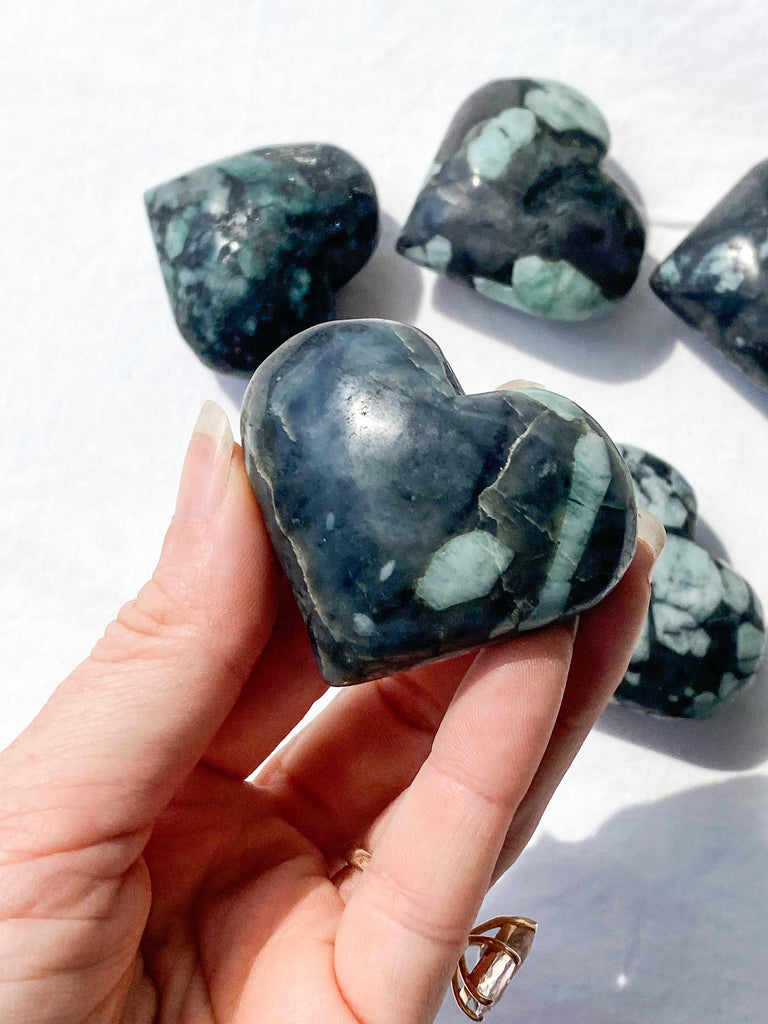 Emerald Heart - Unearthed Crystals