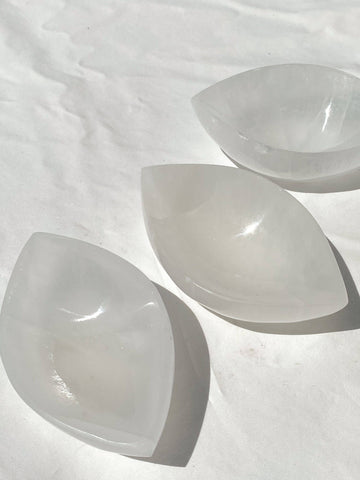 Selenite Third Eye Trinket Bowl - Unearthed Crystals