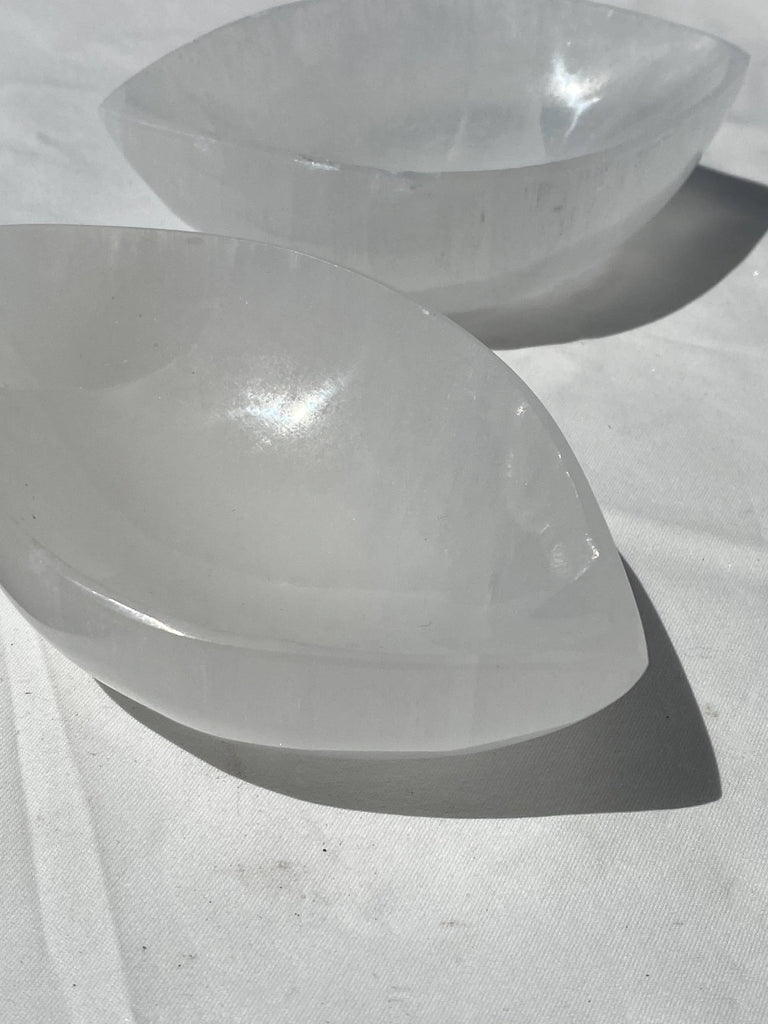 Selenite Third Eye Trinket Bowl - Unearthed Crystals