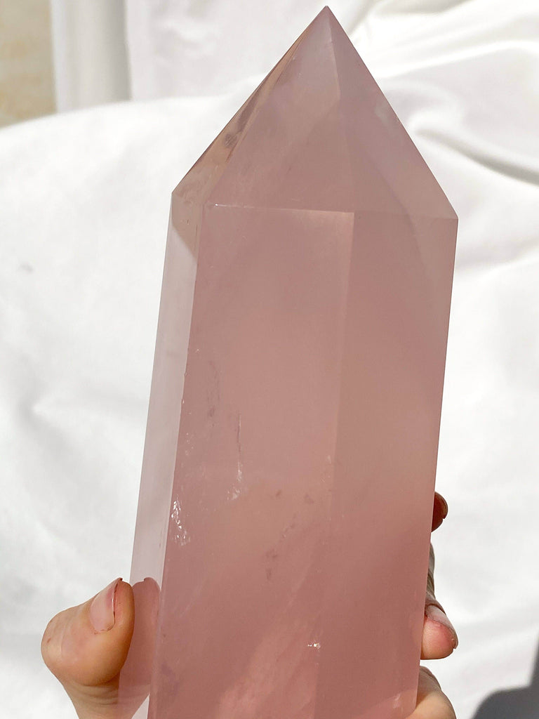 Rose Quartz Generator - Unearthed Crystals