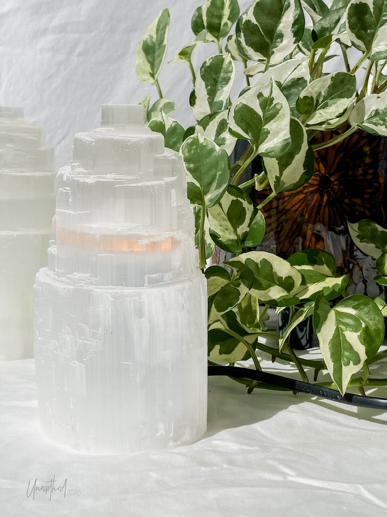 Selenite Lamp | Extra Small - Unearthed Crystals